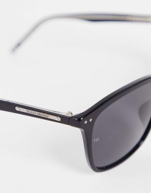Tommy Hilfiger - Klassieke retro zonnebril in zwart, 4 van 4