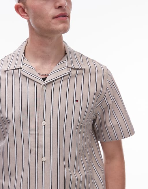 Tommy Hilfiger knitted stripe short sleeve shirt in beige, 2 of 4