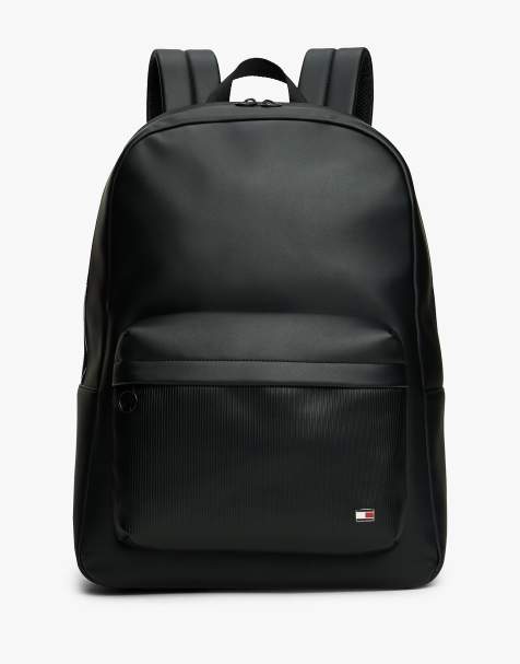 Tommy Hilfiger – Kuppelförmiger Rucksack in Schwarz mit gerippter Außentasche und Hilfiger-Flag - view 1