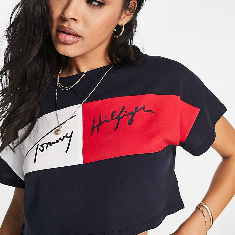Tommy Hilfiger – Kurzes Strand-T-Shirt in Navy mit Logo, Kombiteil | ASOS
