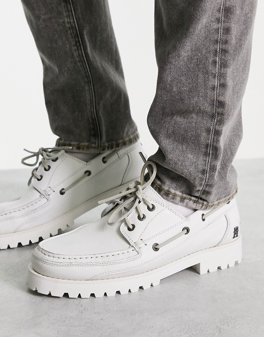 Tommy Hilfiger leather boat shoe in white