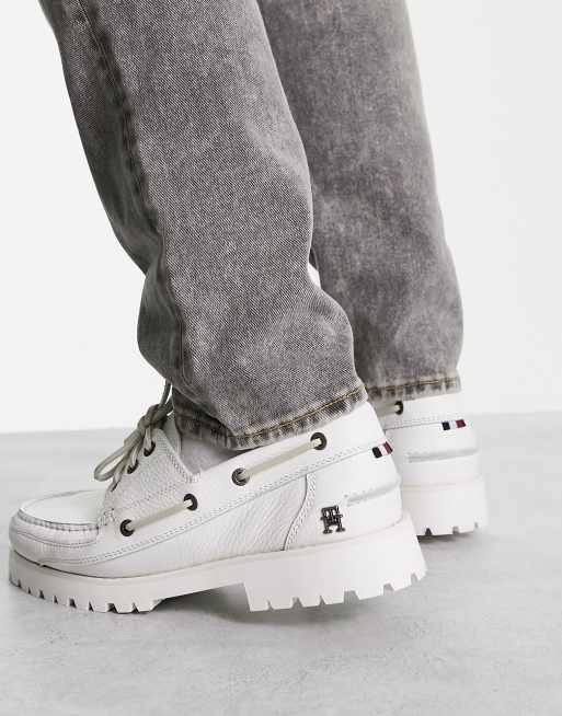 Tommy Hilfiger leather boat shoe in white |