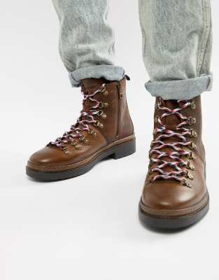 tommy jeans brown hiking boots b12709