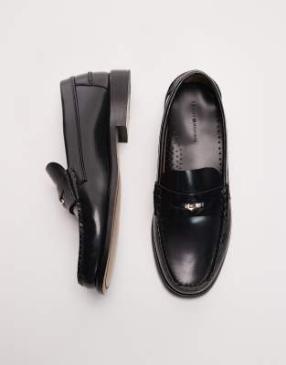 Tommy Hilfiger Leather Penny Loafers In Black