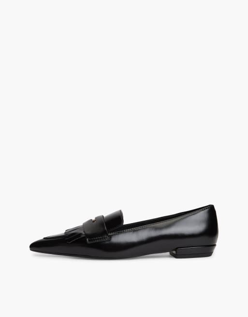 Tommy Hilfiger Leather pointed toe penny loafers in black, 7 of 7