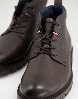 tommy hilfiger schnürstiefel braun