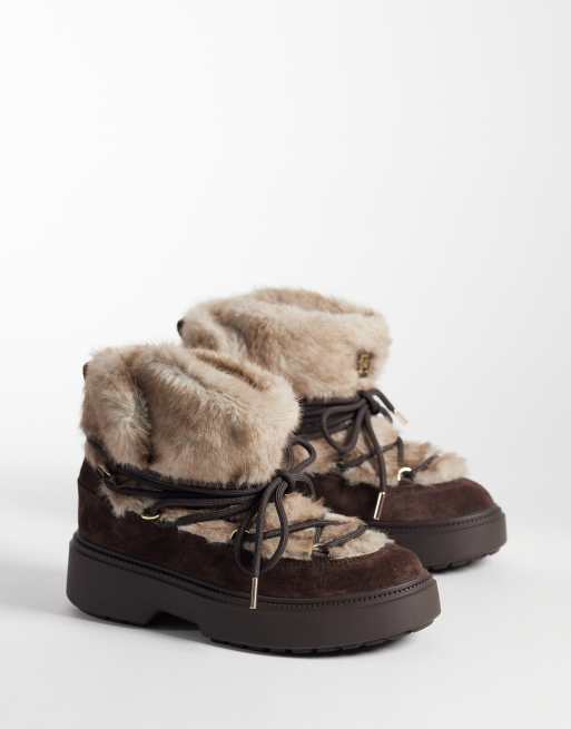 Tommy Hilfiger Lenie lace up snow boots with faux fur in brown, 2 of 4
