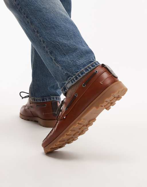 Tommy Hilfiger - Leren bootschoenen in bruin, 2 van 4