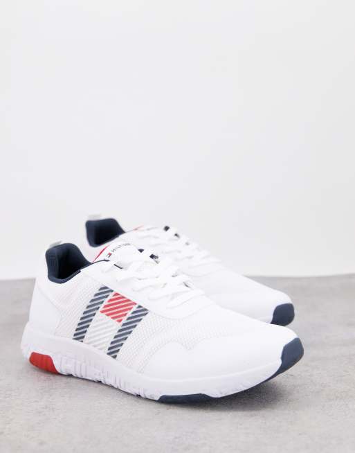 Tommy Hilfiger - Lichtgewicht hardloopsneakers met vlaglogo op de zijkant in wit