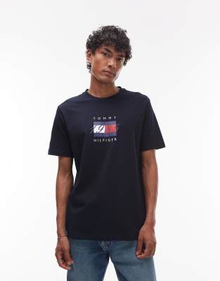 Tommy Hilfiger Linear Flag Graphic T-shirt In Blue