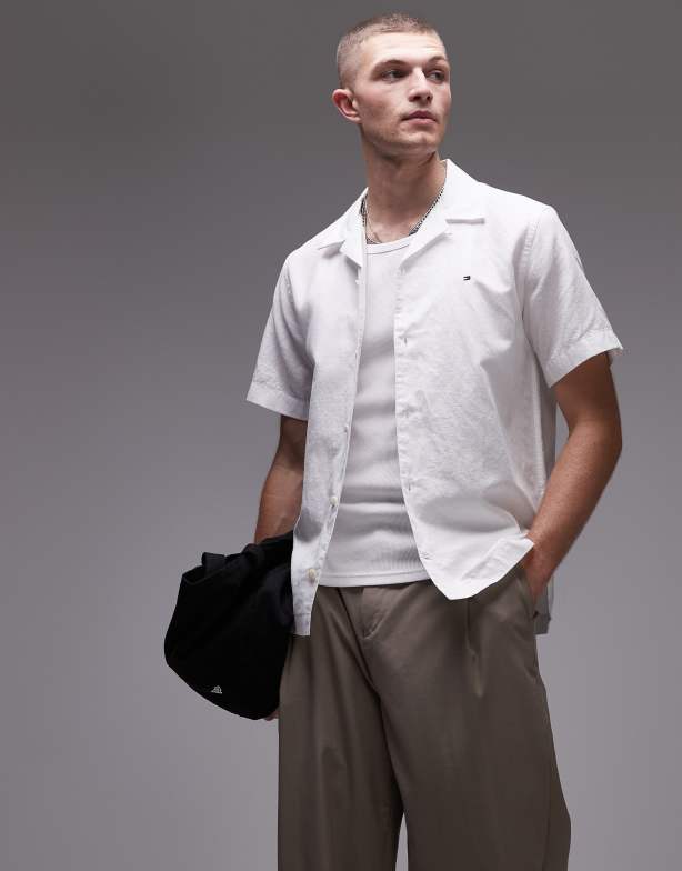 Tommy Hilfiger linen blend short sleeve shirt in white - view 1