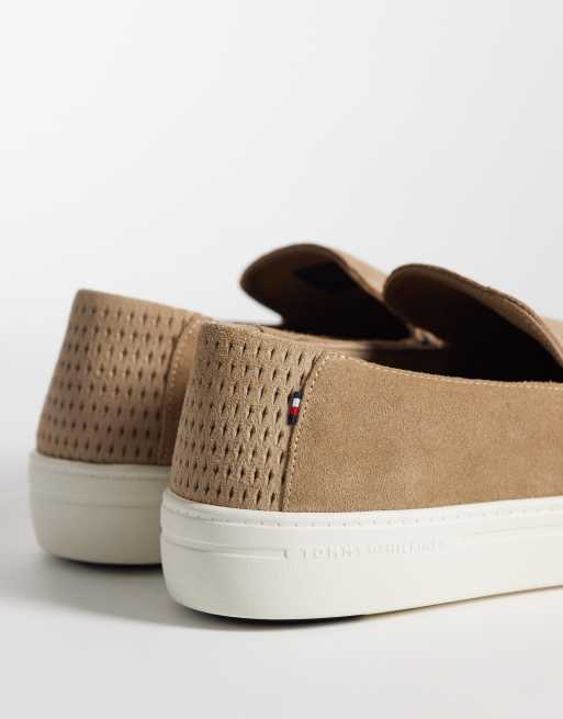 Tommy Hilfiger – Ljusbruna loafers i mocka, 4 av 4