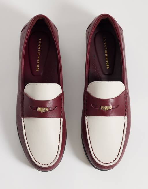 Tommy Hilfiger Loafer mit Münzdetail in Rot und Weiß, 2 von 4