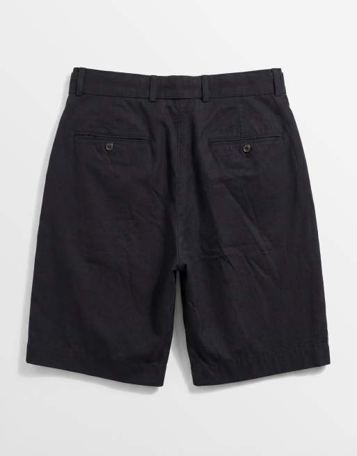 Tommy Hilfiger – Locker geschnittene, plissierte Shorts aus Leinenmix in Schwarz mit Gürtel, 7 von 9