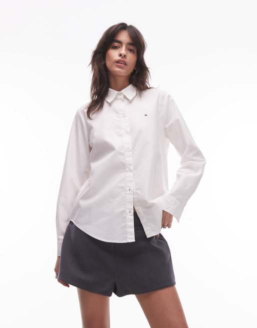 Tommy Hilfiger – Locker sitzendes Oxford-Hemd in Weiß