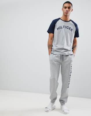 tommy hilfiger baseball t shirt