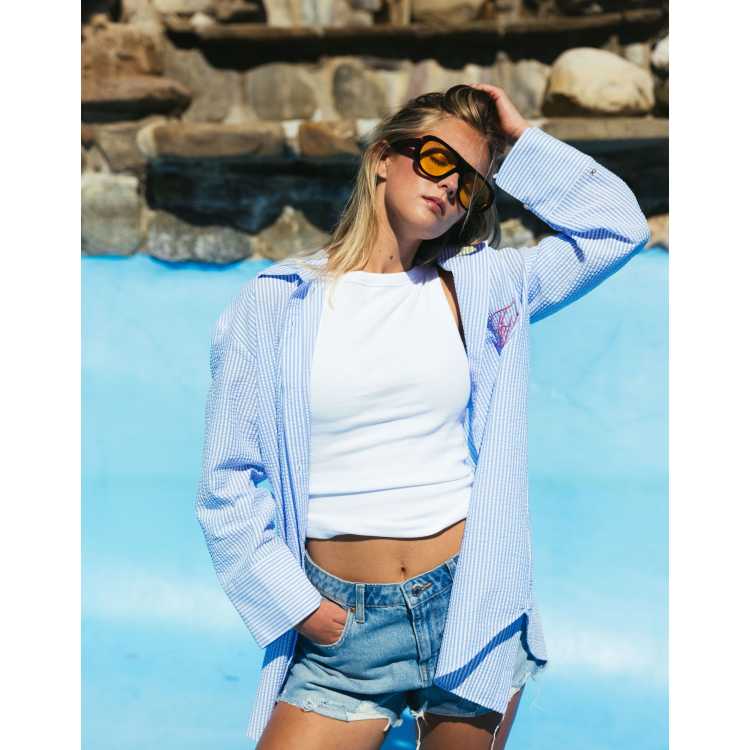 トミーヒルフィガー Tommy Hilfiger logo seersucker shirt in blue stripe | ASOS