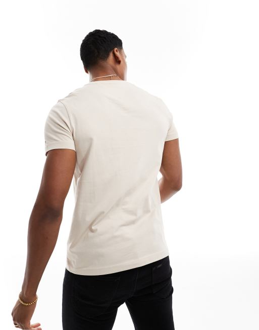 Tommy Hilfiger logo t-shirt in beige, 4 of 4