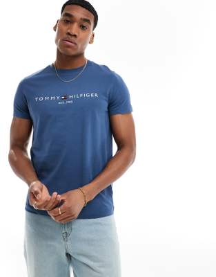 logo T-shirt in mid blue