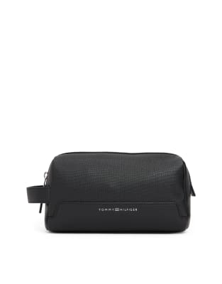 Tommy Hilfiger Logo Washbag In Black