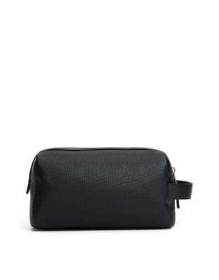 Tommy Hilfiger Logo Washbag In Black
