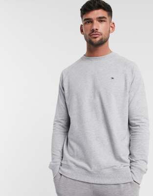 tommy hilfiger raglan sweater