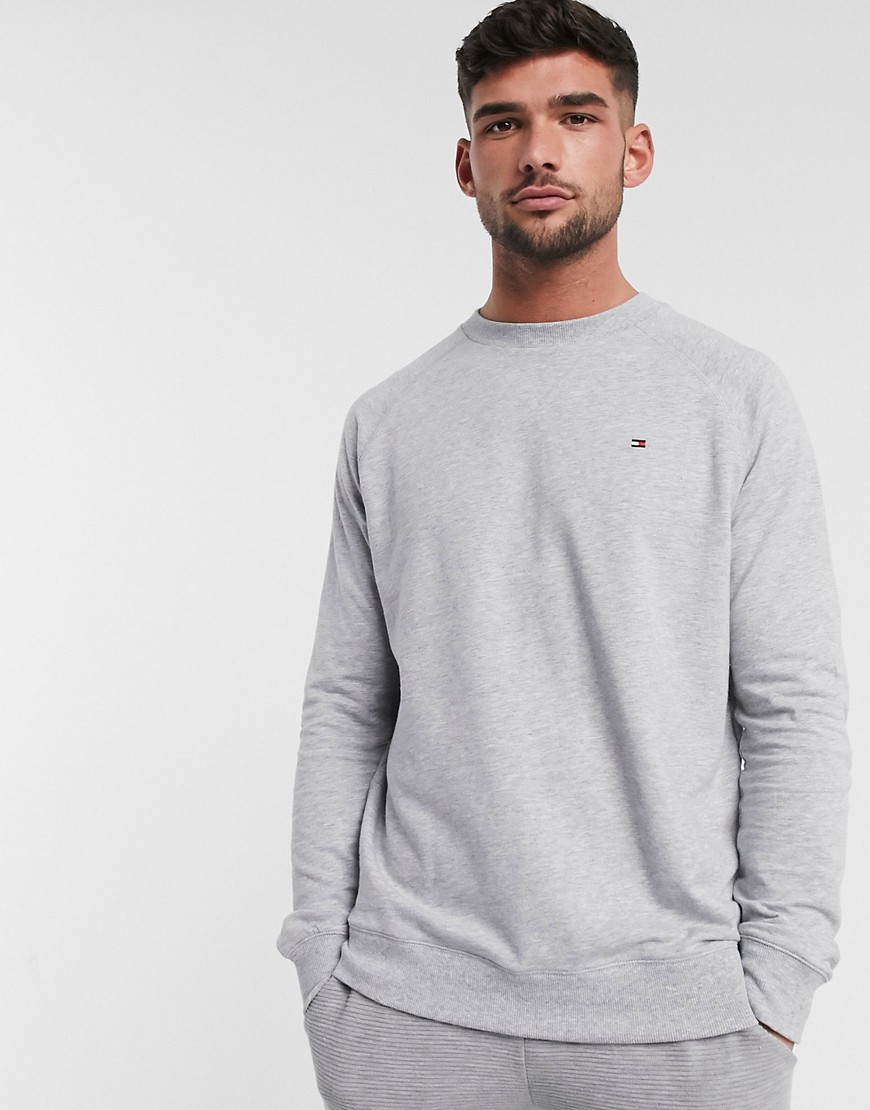 Tommy Hilfiger lounge sweater with flag logo in gray-Grey