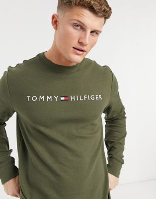 tommy hilfiger chest logo sweatshirt