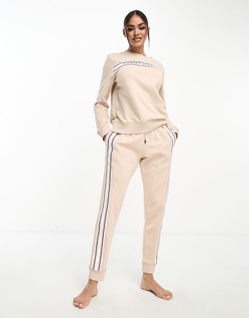 Tommy hilfiger 2024 ladies pants