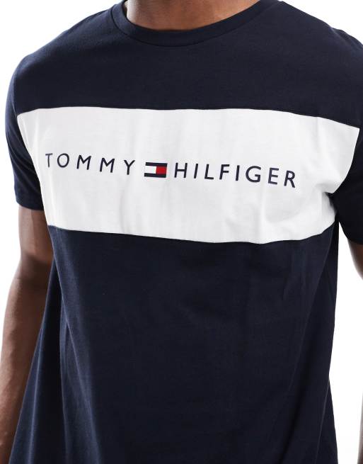 Tommy Hilfiger – Marinblå mysig t-shirt med logga och ränder, 3 av 4