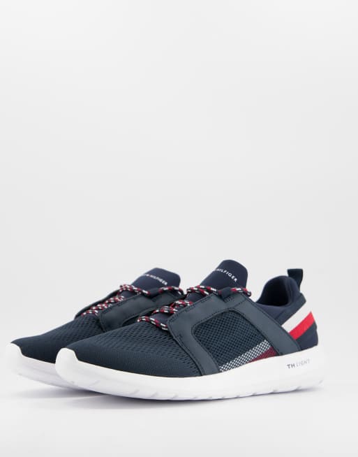 Tommy Hilfiger – Marineblaue Sneaker in Material-Mix mit Funktionssohle