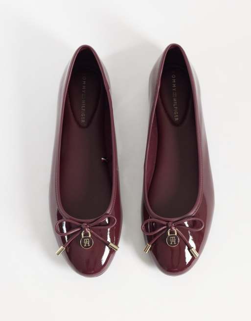Tommy Hilfiger Martina lakierowane baleriny w kolorze burgundowym, 3 z 5