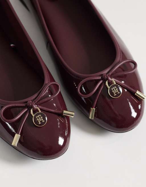 Tommy Hilfiger Martina lakierowane baleriny w kolorze burgundowym, 5 z 5