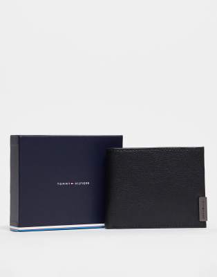 Tommy Hilfiger Tommy Hilfiger mini billfold leather wallet with hardware detail in black