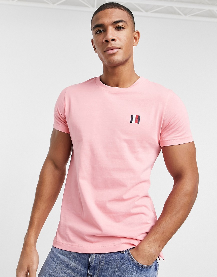Tommy Hilfiger modern essentials t-shirt-Pink