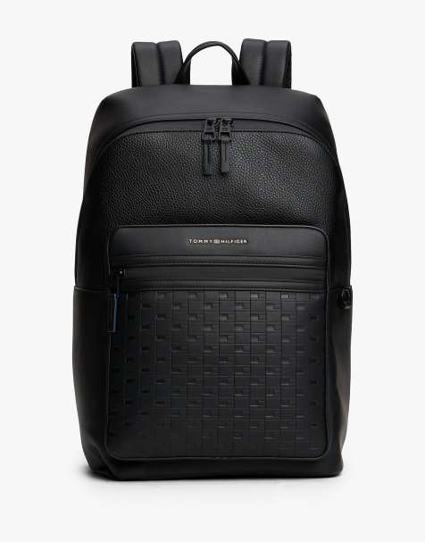 Tommy Hilfiger – Modern – Rucksack in Schwarz mit verschiedenen Texturen und Flaggen-Strukturmuster - view 1