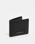 [Tommy Hilfiger] Tommy Hilfiger monogram wallet in black One Size Black