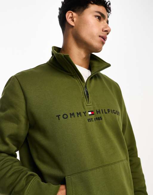 Tommy Hilfiger – Mörkgrön sweatshirt med Tommy-logga och halvpolokrage, 2 av 4