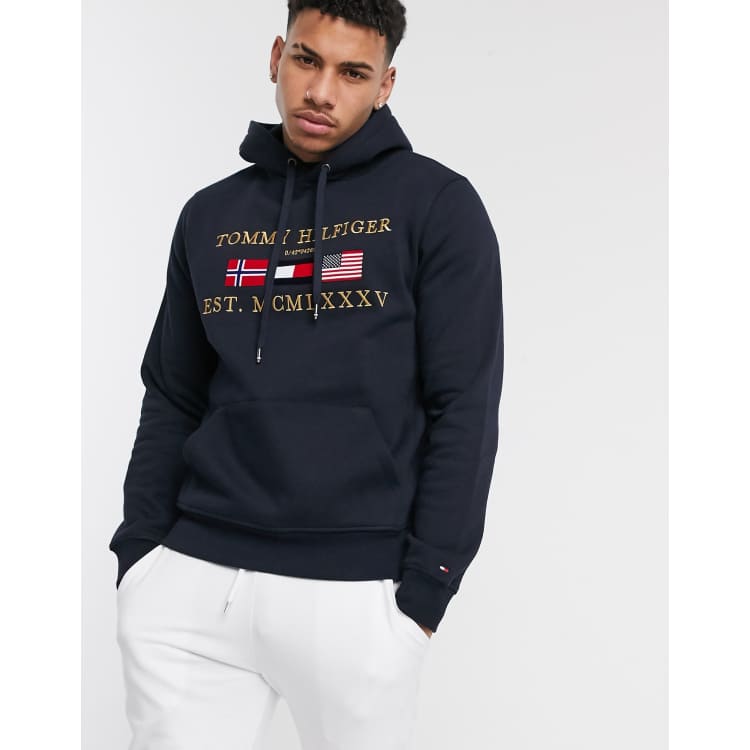 Tommy hilfiger fleece flag on sale hoodie