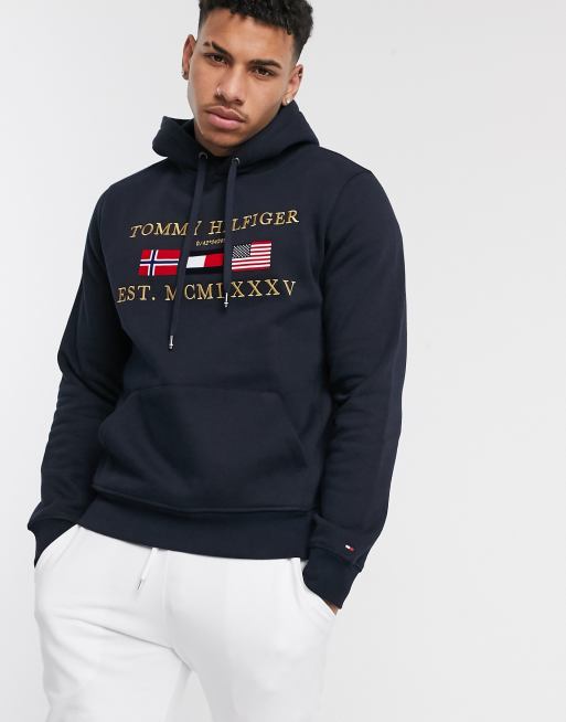 Tommy best sale flag hoodie