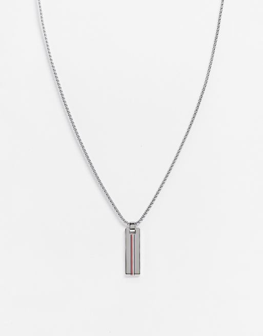 Hilfiger neck chain with branded in |