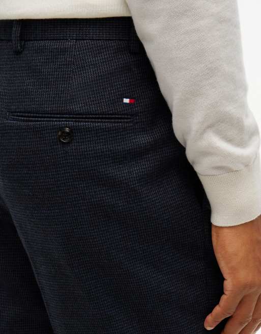 Tommy Hilfiger New york label pattern tapered trousers in navy blue, 3 of 6