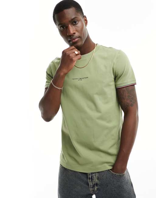 Tommy Hilfiger - Olivengrøn t-shirt med logokant
