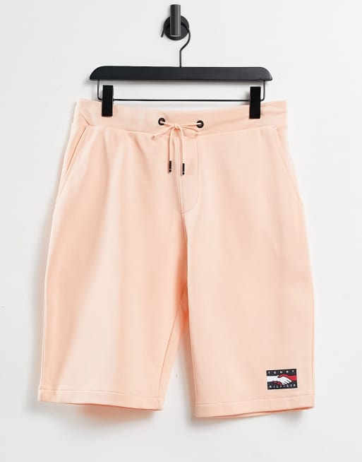 Tommy Hilfiger – One Planet Capsule – Unisex-Sweatshorts in Rosa mit Print auf der Vorderseite