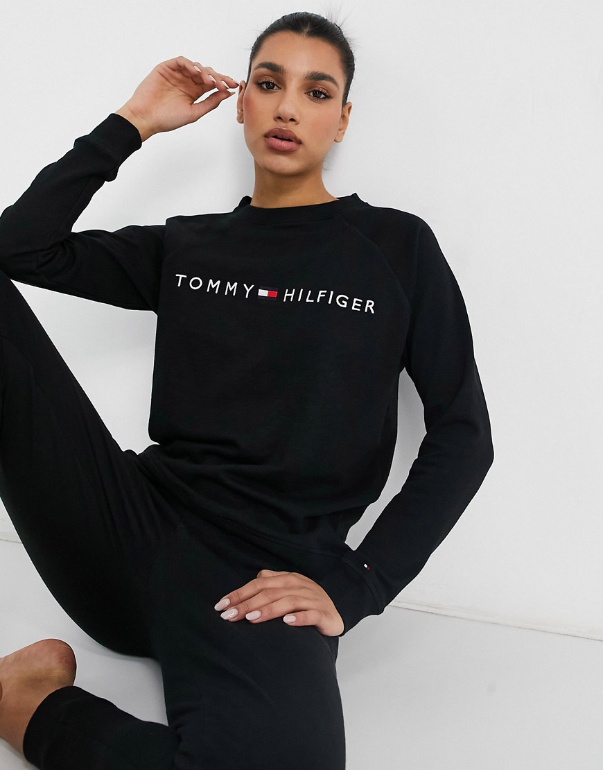 Tommy Hilfiger organic cotton lounge sweat top in black
