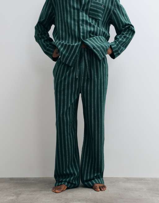 Tommy Hilfiger – Original – Grönrandig pyjamas i flanell, 3 av 5