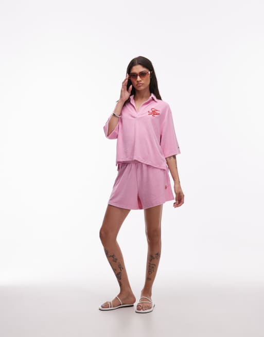 Tommy Hilfiger - Pantaloncini stile resort in spugna rosa con logo in coordinato