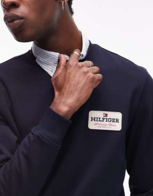 Tommy Hilfiger Patch Logo Sweatshirt In Navy