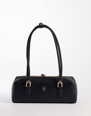 Tommy Hilfiger Pencil Shoulder Bag In Black