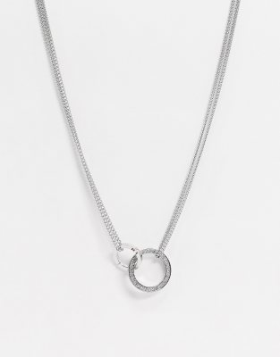 tommy hilfiger chain